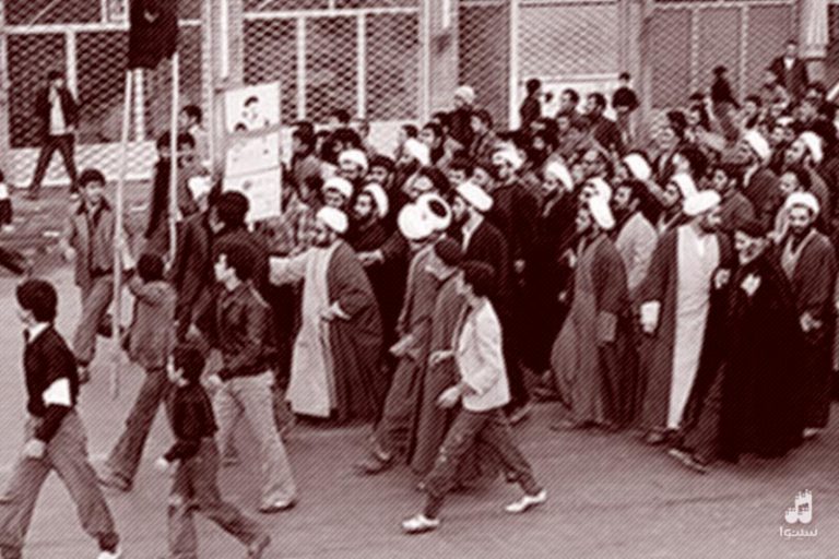 عکس شاخص قیام مردم تبریز در سال 56